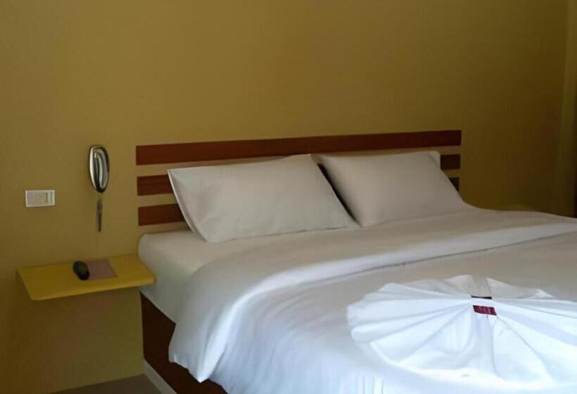 Отель Uii Boutique Place