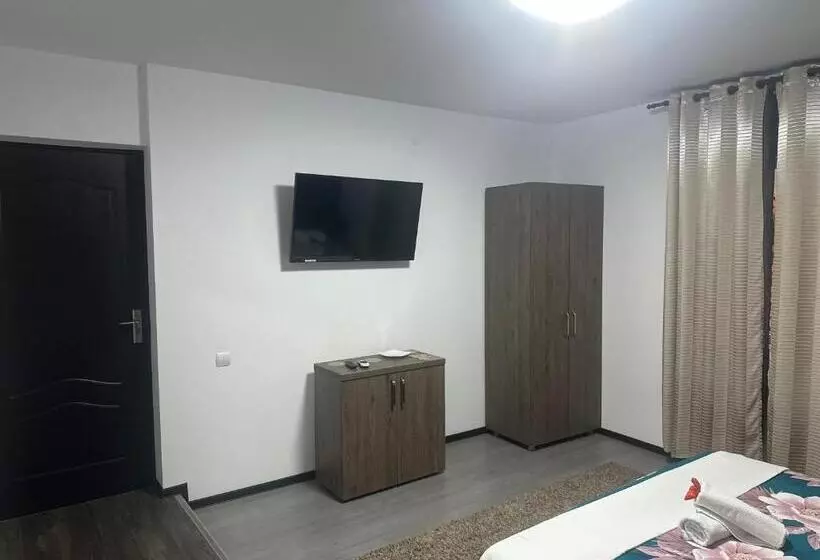 پانسیون Casă Clau