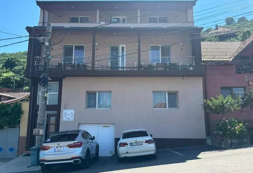 پانسیون Casă Clau