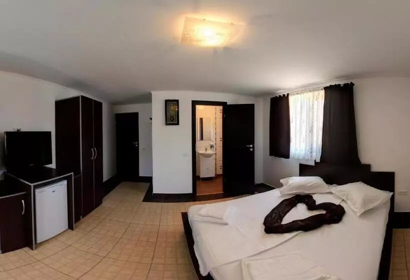 پانسیون Casa Razvan Eforie Nord