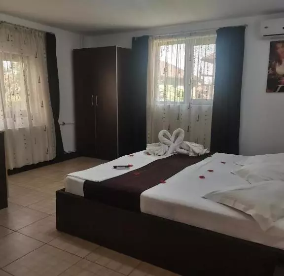 پانسیون Casa Razvan Eforie Nord