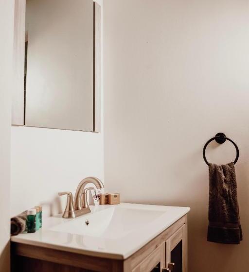 پانسیون Mata E Platano Guesthouse