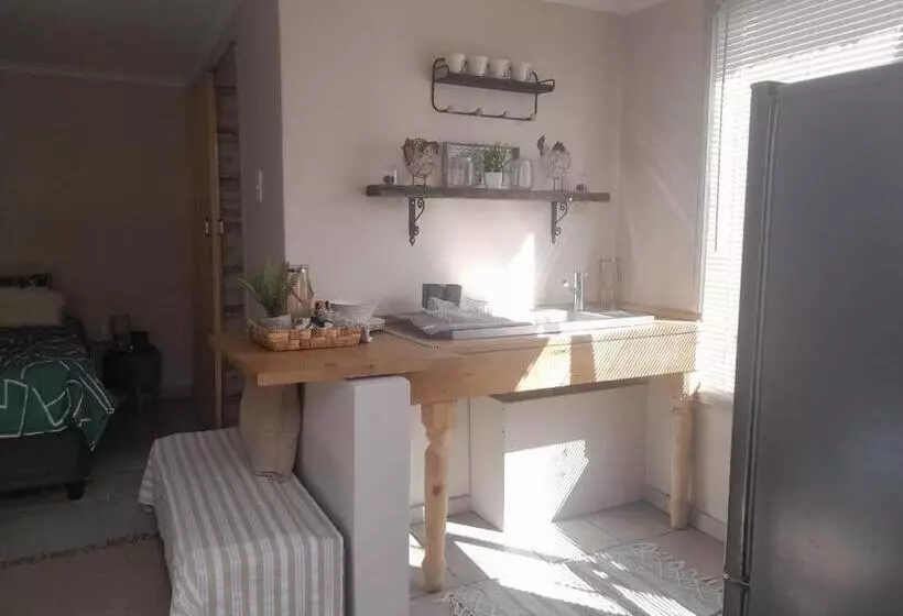 ペンション Opiepad Guesthouse