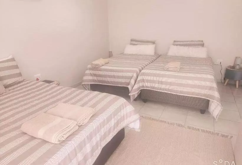 ペンション Opiepad Guesthouse