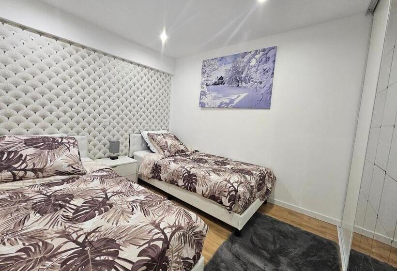 Пансион Salons Chennevières