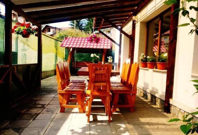 بنسيون Vila Bianca