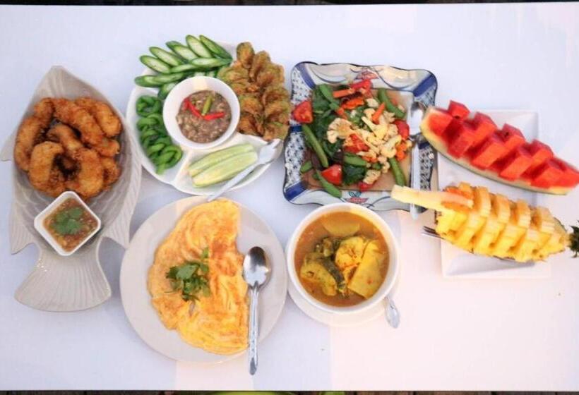 אתר נופש Orchid Lake House