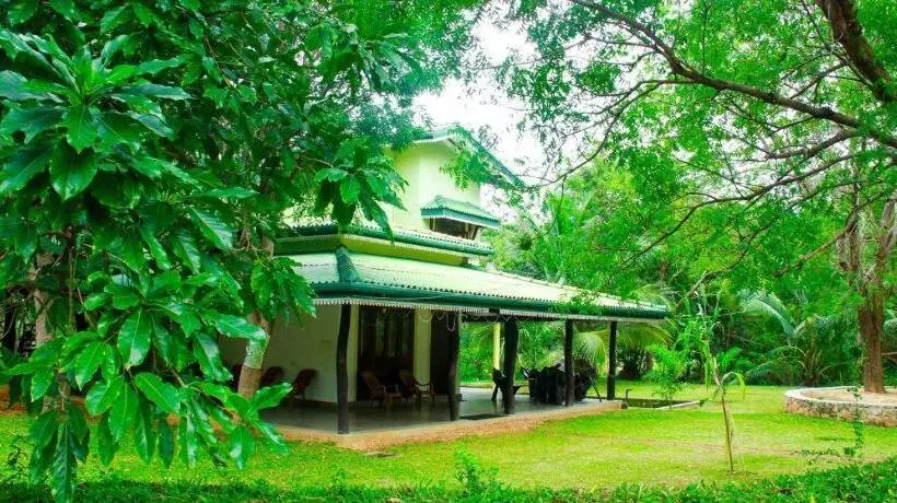 Yala Way Hide Resort