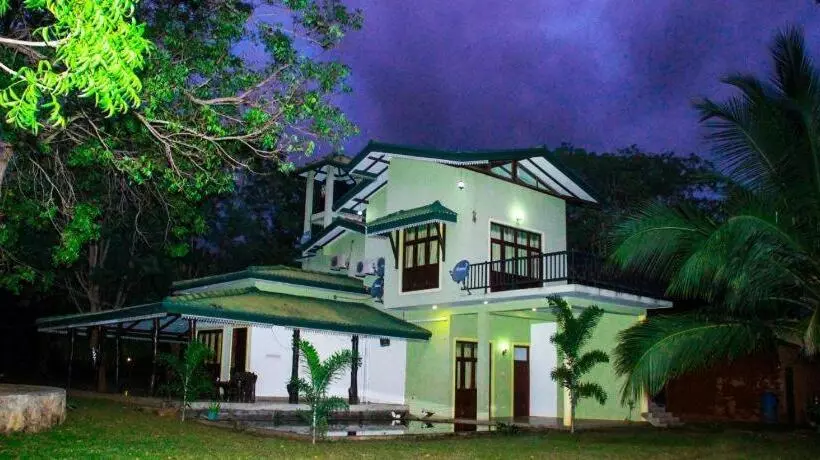 Yala Way Hide Resort