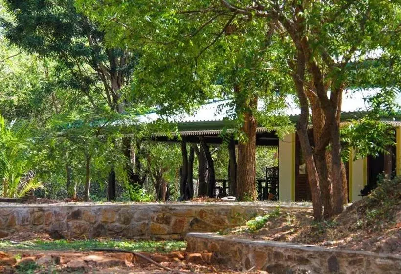 Yala Way Hide Resort