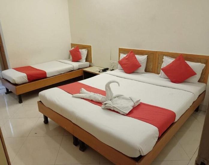 Zip By Spree Hotels Shirdi