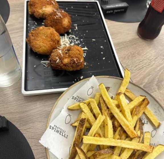 تختخواب و صبحانه Angolo Paradiso