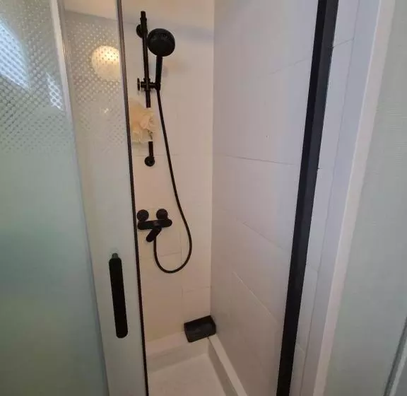 Aamiaismajoitus (B&B) Chambre Quartier Gare Orleans
