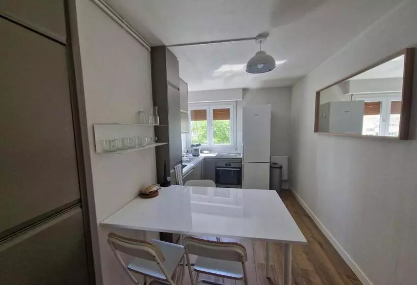 Aamiaismajoitus (B&B) Chambre Quartier Gare Orleans