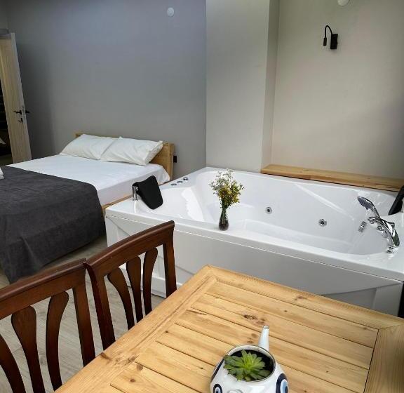 Cayirci Konak Sui̇t Apart