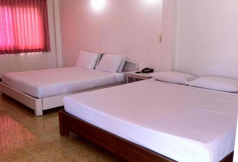 Chumphon Park Resort