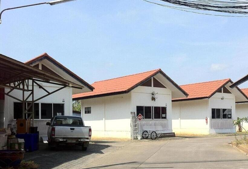 Chumphon Park Resort