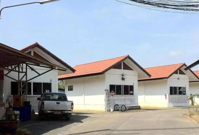 Chumphon Park Resort