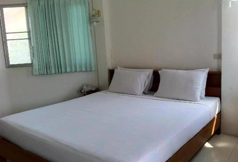 Chumphon Park Resort