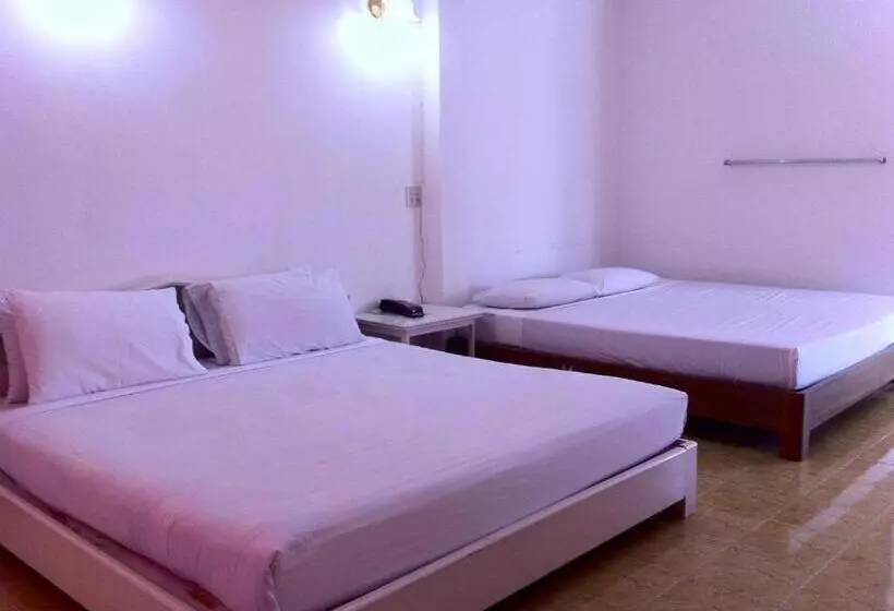 Chumphon Park Resort