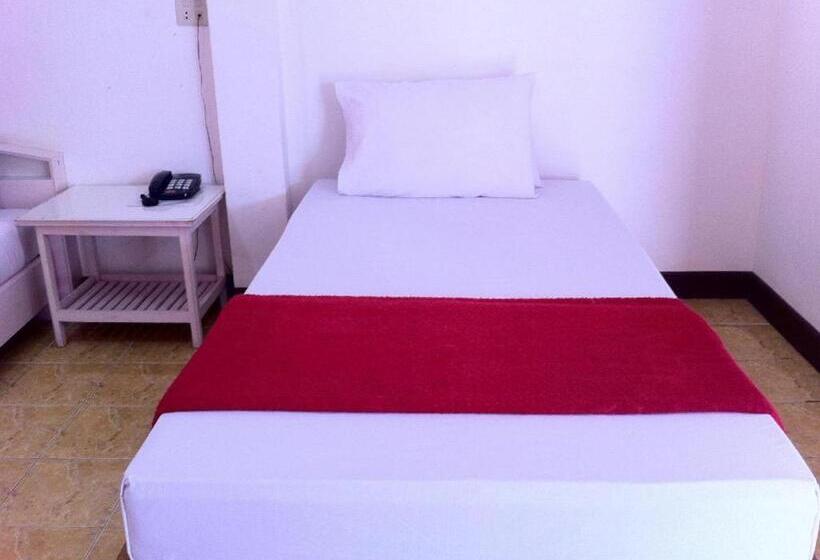 Chumphon Park Resort