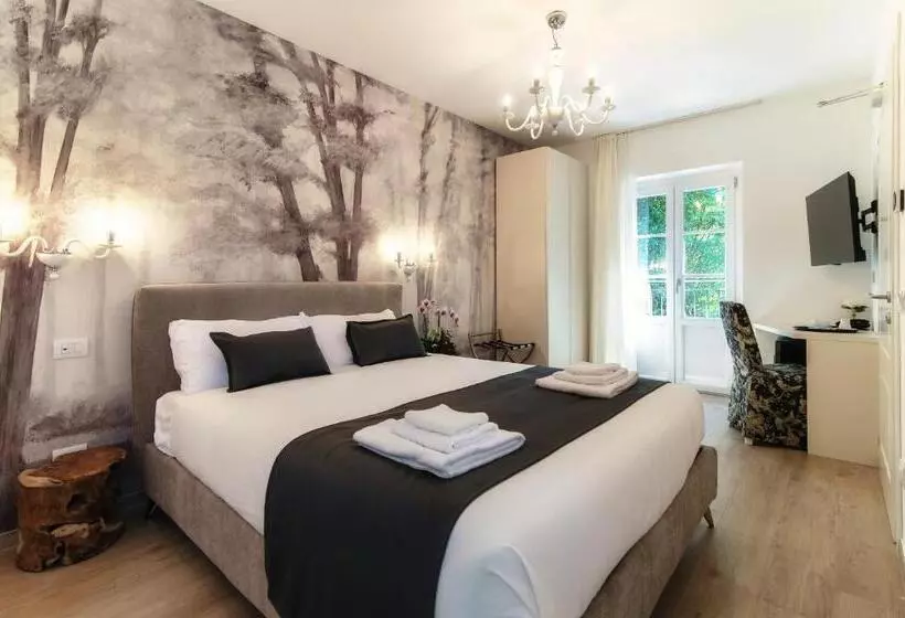 Hotelli La Vignetta Cernobbio