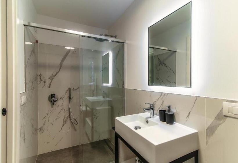 Otel La Vignetta Cernobbio