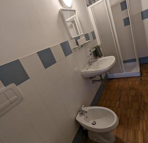 Отель Rifugio Alevè