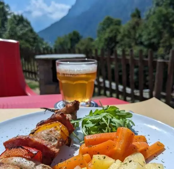 ホテル Rifugio Alevè