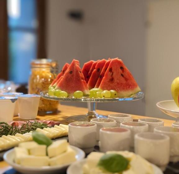 Отель Rifugio Alevè