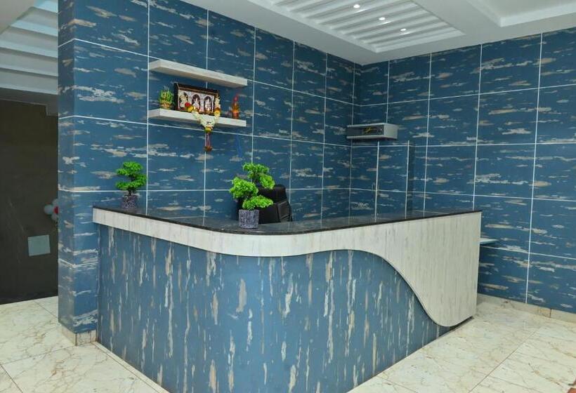 Hotel The Palace Suites