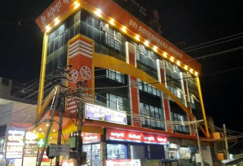 Hotel The Palace Suites