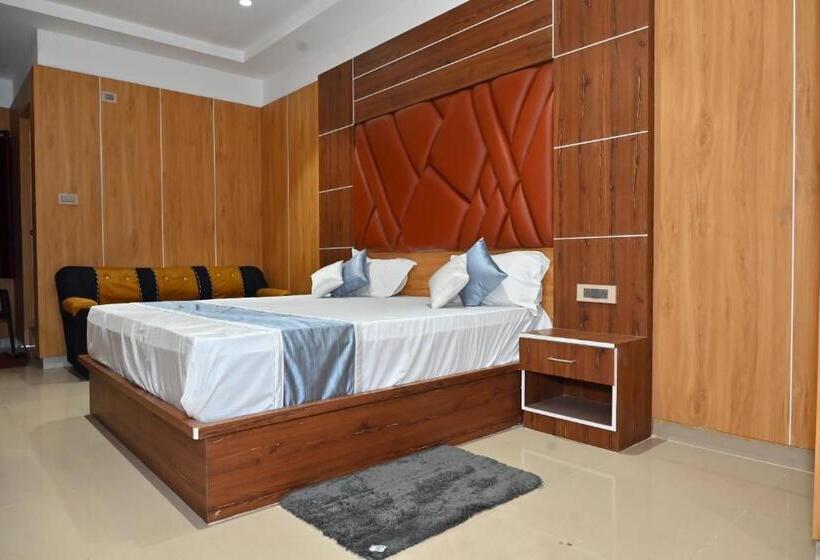 Hotel The Palace Suites