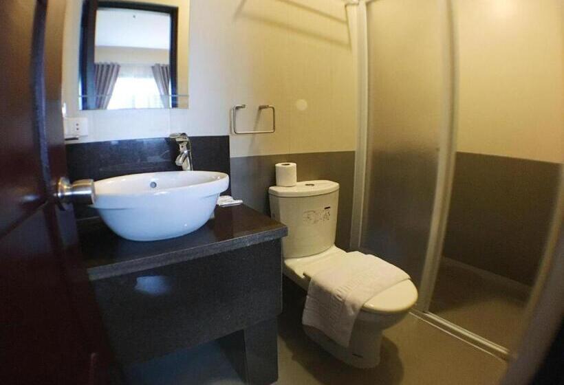 هتل West Loch Park