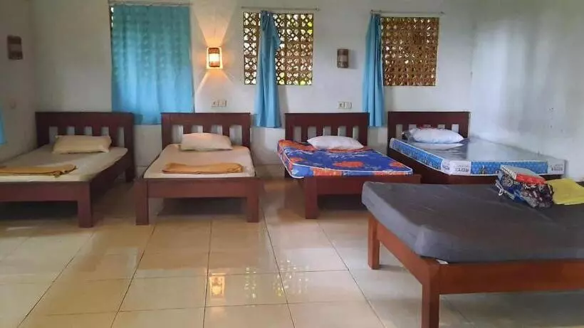 Majatalo Arnata Guest House & Pasraman Yoga Lokanata