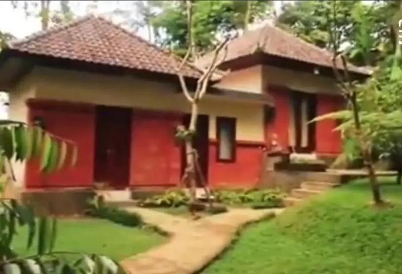 Majatalo Arnata Guest House & Pasraman Yoga Lokanata