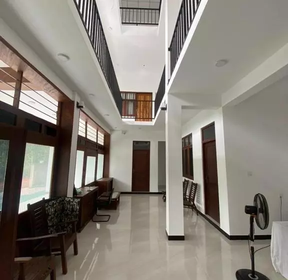 ペンション Golden City Resort Anuradhapura