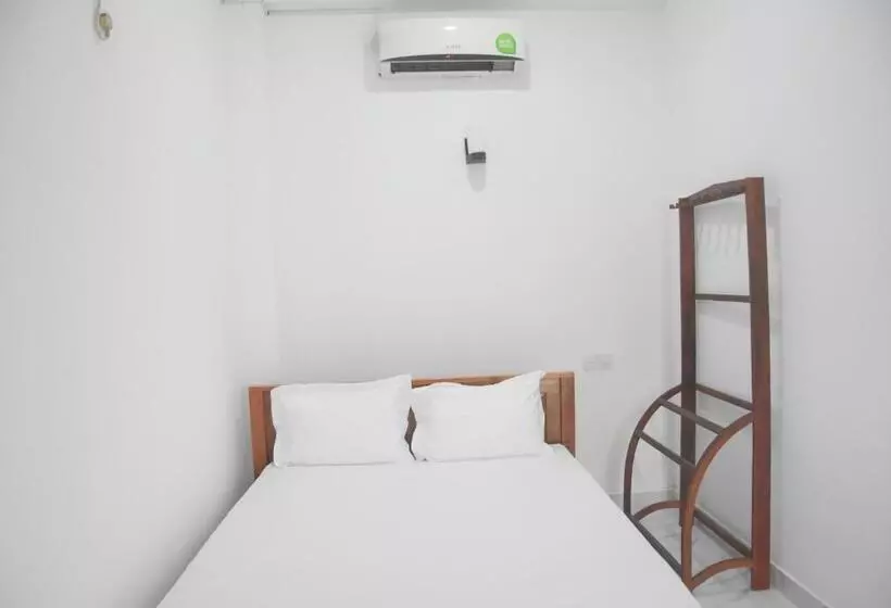ペンション Golden City Resort Anuradhapura