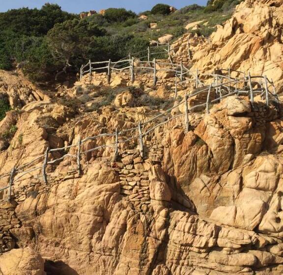 بنسيون Happy Room With Garden And Terrace