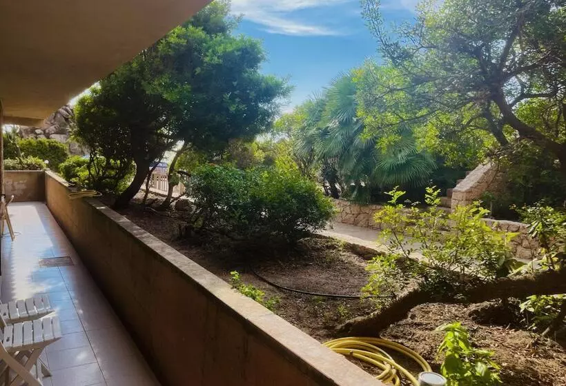 ペンション Happy Room With Garden And Terrace