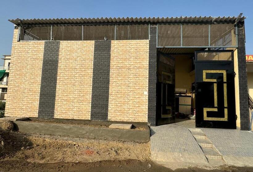 פנסיון Homely Escapes