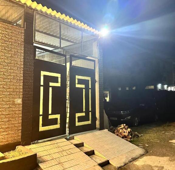 פנסיון Homely Escapes