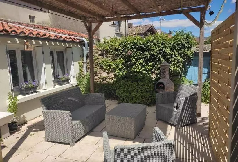 Majatalo Maison De Bourg Spacieuse Avec Terrasse