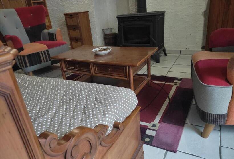 펜션 Maison De Bourg Spacieuse Avec Terrasse