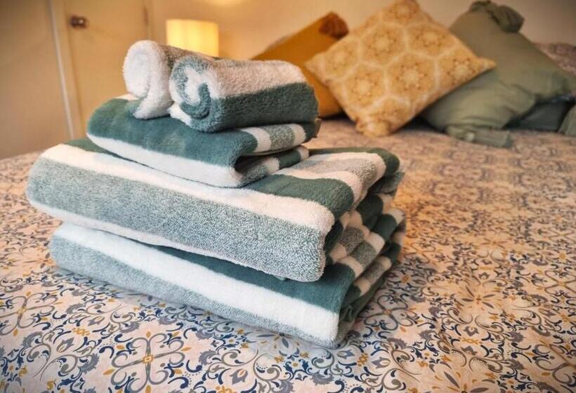 بنسيون Sun Republik Studio