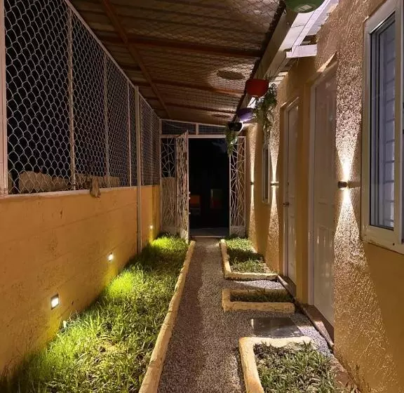 ペンション Sunsetescape 3bhk Private Property