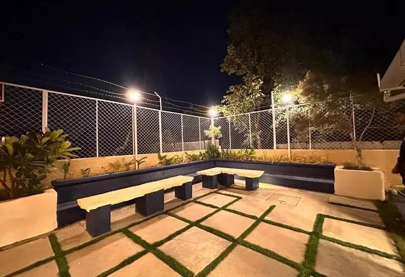 ペンション Sunsetescape 3bhk Private Property