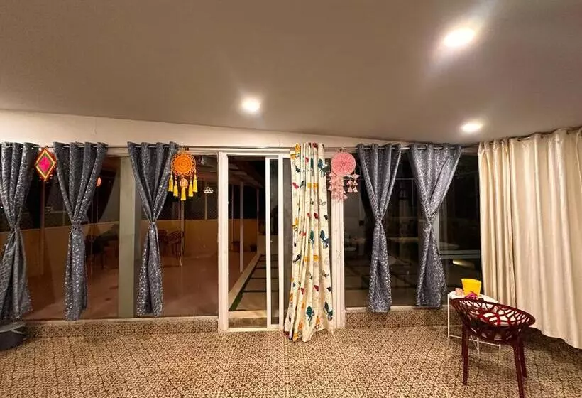 ペンション Sunsetescape 3bhk Private Property