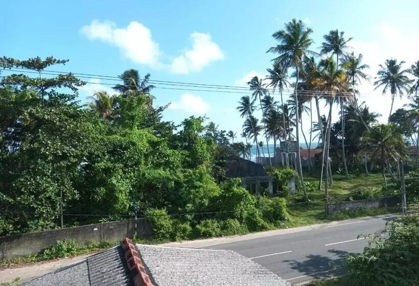 Majatalo Luminous Home Stay