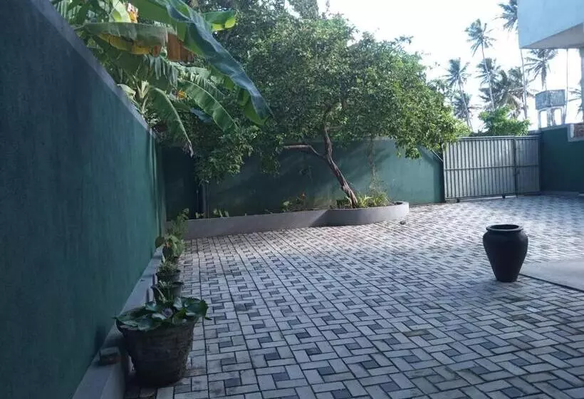 Majatalo Luminous Home Stay